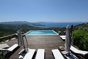 Esperos Suites & Villas