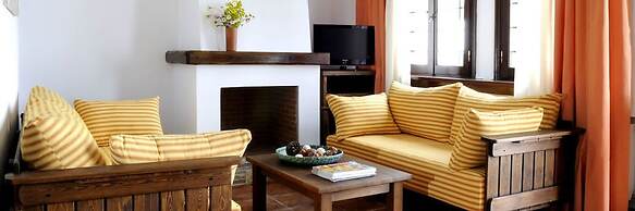 Esperos Suites & Villas