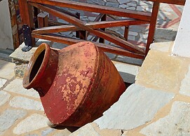 Esperos Suites & Villas