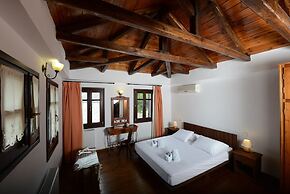 Esperos Suites & Villas