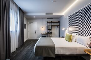 Intelier Victoria Hotel