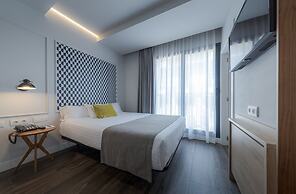 Intelier Victoria Hotel