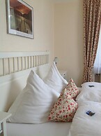 Mosellandhotel im Enderttal Zum Onkel Willi