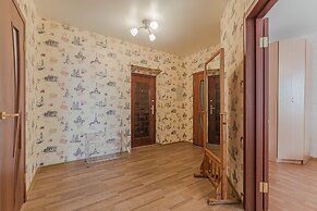 FlatHome24 na Lunacharskogo 11