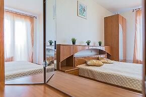 FlatHome24 on Kollontay 5