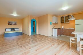 FlatHome24 Fermskoye 32