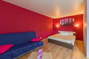 FlatHome24 Fermskoye 32