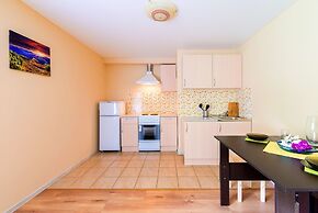 FlatHome24 Fermskoye 32