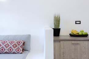 Alluvial Santorini Suites