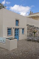 Alluvial Santorini Suites