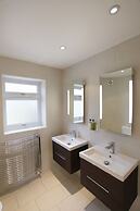 Glenlyn Apartments