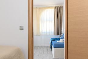 Villa George Santorini