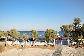 Villa George Santorini