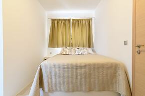 Villa George Santorini