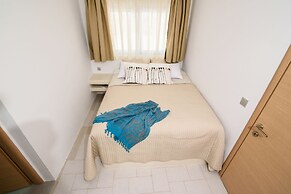 Villa George Santorini