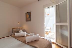 Sitito Escribano Apartment