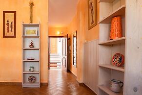 Sitito Escribano Apartment
