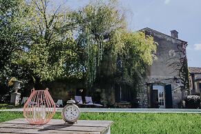 La Maison Bleue