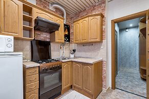 FlatHome24 on Yaroslavskiy 38