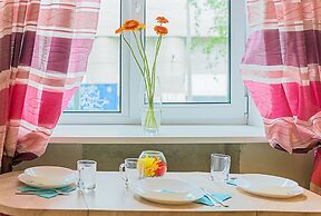 FlatHome24 on Yaroslavskiy 38