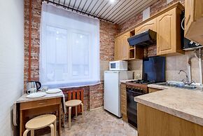 FlatHome24 on Yaroslavskiy 38