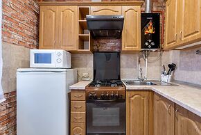 FlatHome24 on Yaroslavskiy 38