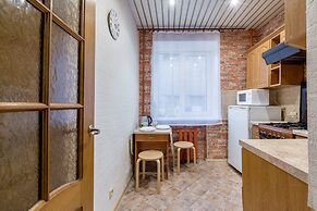 FlatHome24 on Yaroslavskiy 38