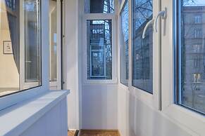 FlatHome24 on Yaroslavskiy 38