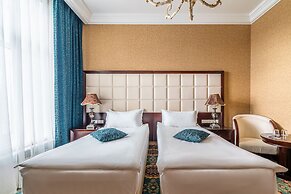 Nevskiy Eclectic by AKYAN