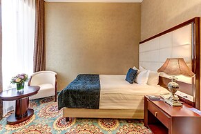 Nevskiy Eclectic by AKYAN