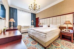 Nevskiy Eclectic by AKYAN