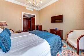 Nevskiy Eclectic by AKYAN