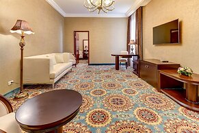 Nevskiy Eclectic by AKYAN