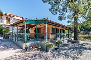 Skopelos Country House Diamantis & Chrisi