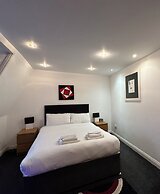 The Carlton Holiday Apartments