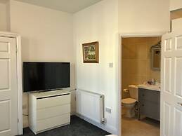 The Carlton Holiday Apartments