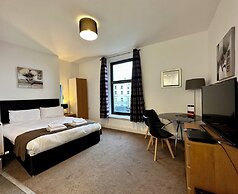 The Carlton Holiday Apartments