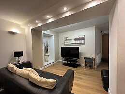 The Carlton Holiday Apartments