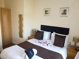 The Carlton Holiday Apartments