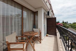 Apartment Rich Beach Nessebar