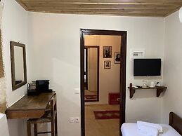 Captain Vasilis Hotel