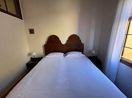 Captain Vasilis Hotel