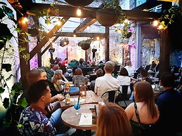 Draggo House- Hostel