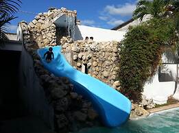 Hotel Casa Flores De Tikal