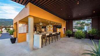 V399 - Casa Round Up