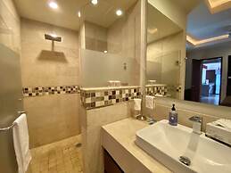 V399 - Casa Round Up