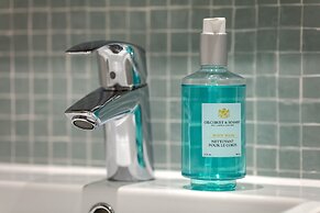 Staybridge Suites London Heathrow - Bath Road by IHG