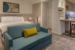Staybridge Suites London Heathrow - Bath Road by IHG