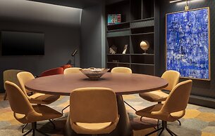 Staybridge Suites London Heathrow - Bath Road by IHG