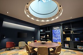 Staybridge Suites London Heathrow - Bath Road by IHG